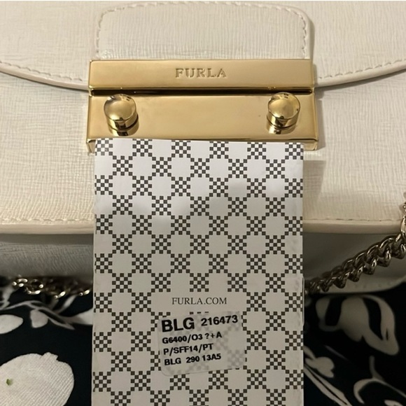 Furla Metroplosi Mini Crossbody Bag White, Goldtone latch and Chain No Callouts - Picture 10 of 12